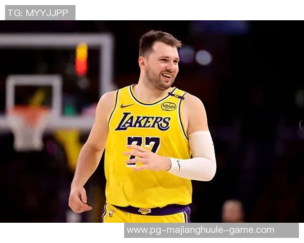 东契奇2025年球衣销量超越詹姆斯库里创历史新高引发热议